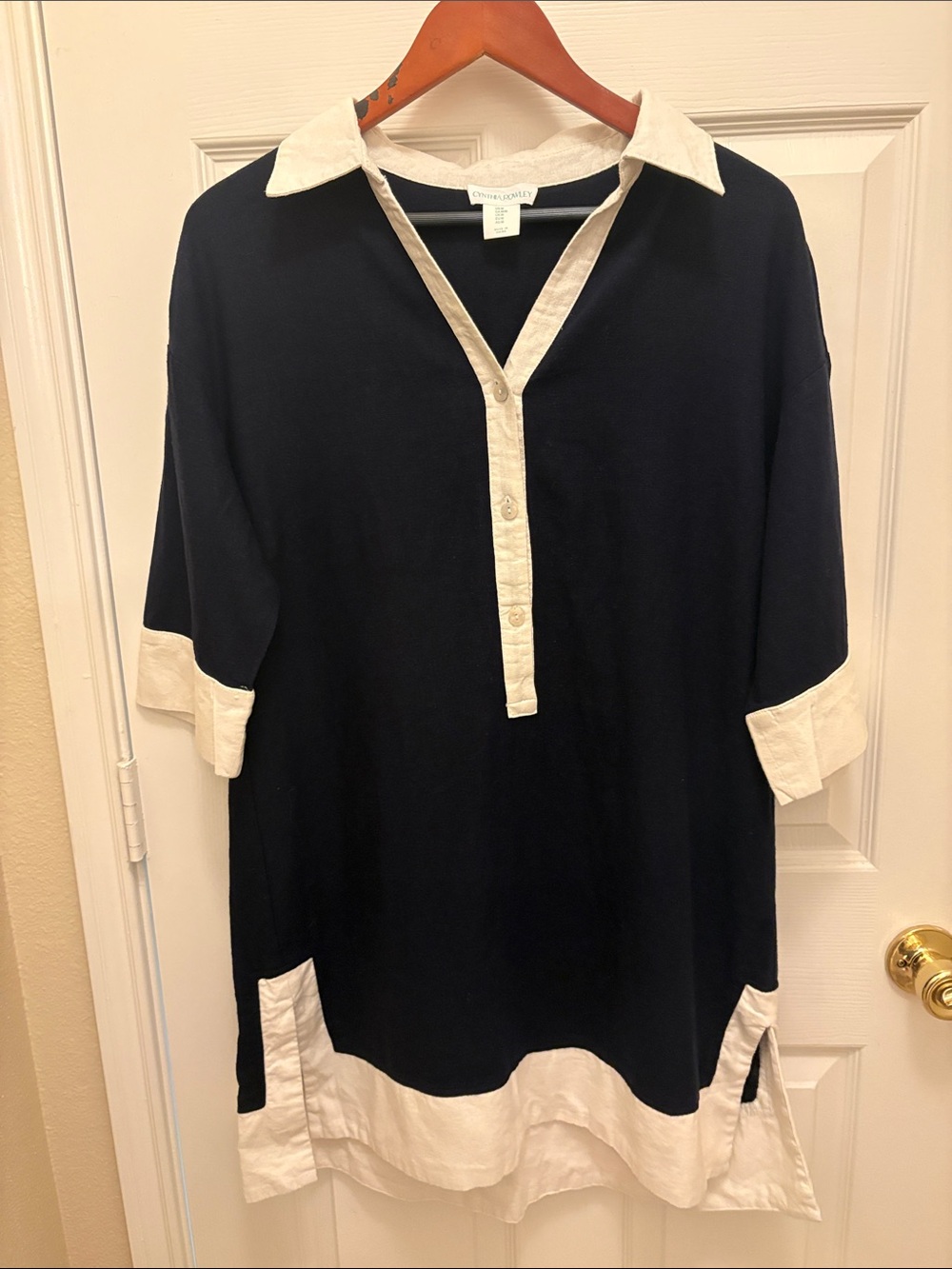 Cynthia Rowley Black Top with White Trim
Size medium linen blend